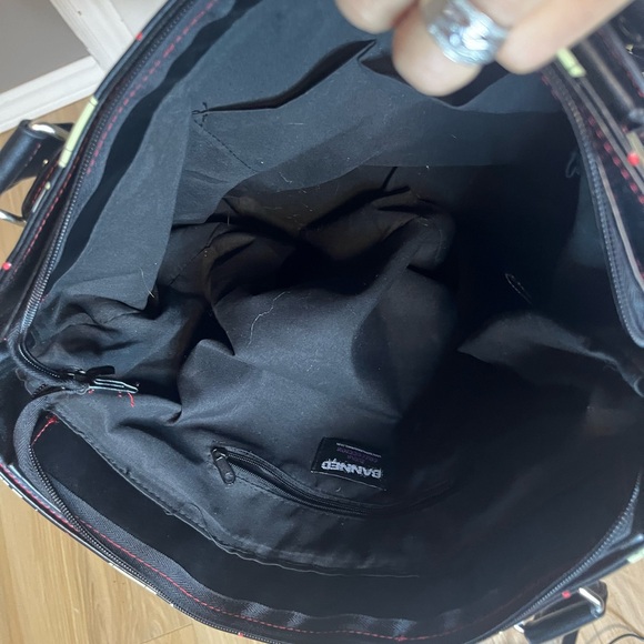 Banned purse from UK - Picture 5 of 5